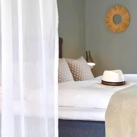 Bosbuell Huus * Bosbull