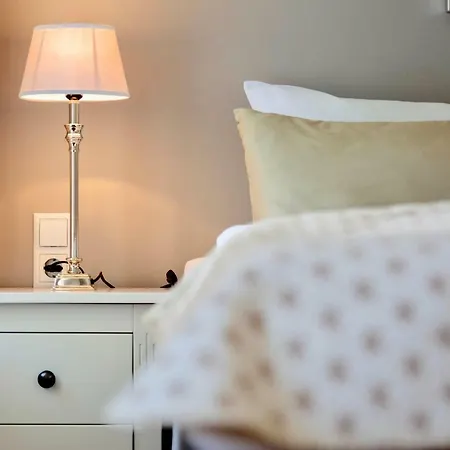 Bosbuell Huus Apartman Bosbull