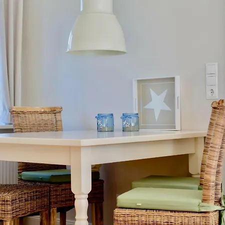 Bosbuell Huus Bosbull