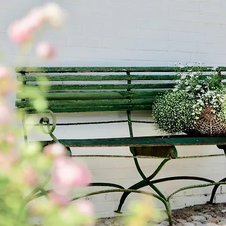 Bosbuell Huus Bosbull